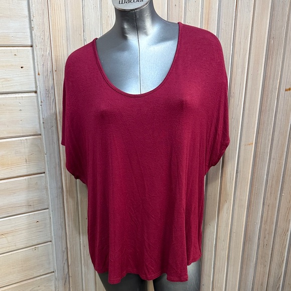 Maurices Tops - Maurices Scoop Neck Short Sleeve Tee - Burgundy